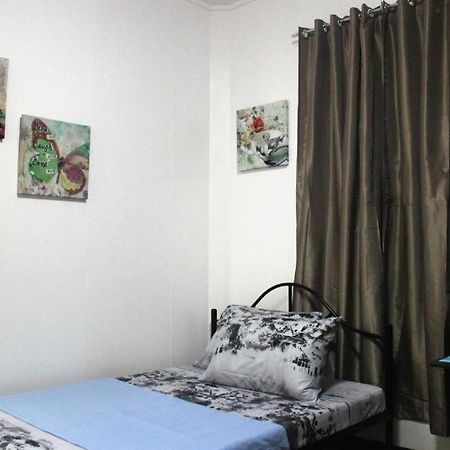 Tropical Breeze Hostel Cebu - Cebu Center Екстериор снимка
